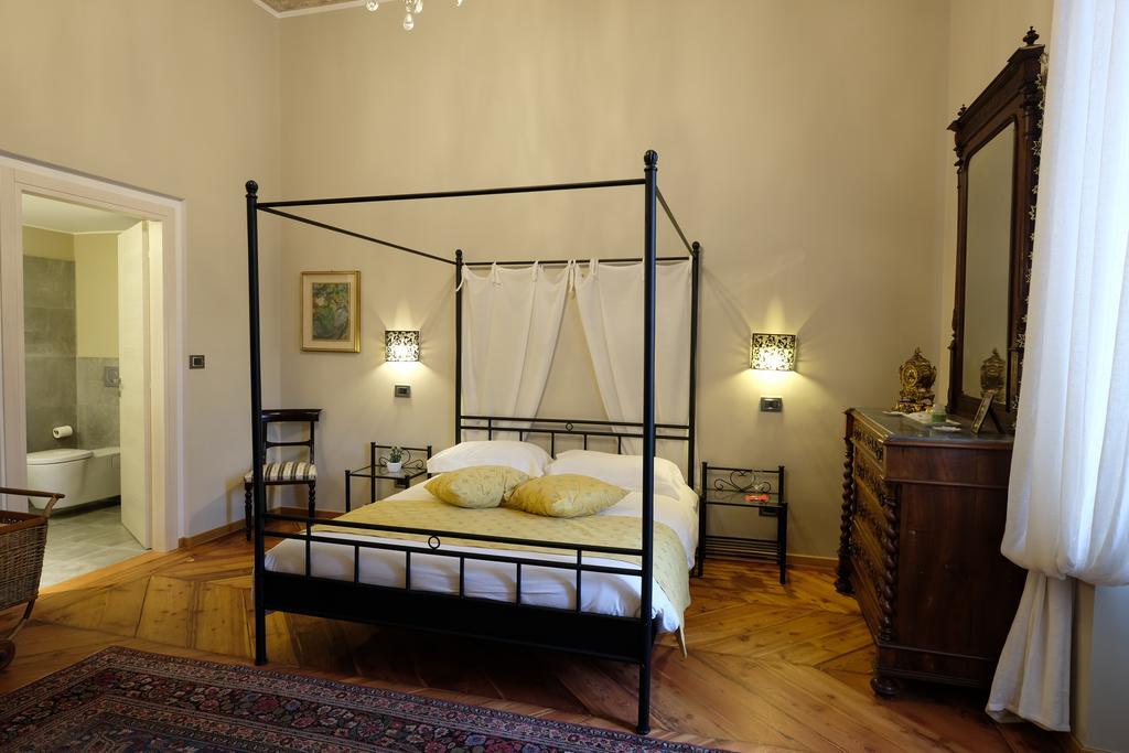 Madama Cristina Bed & Breakfast Turyn Zewnętrze zdjęcie